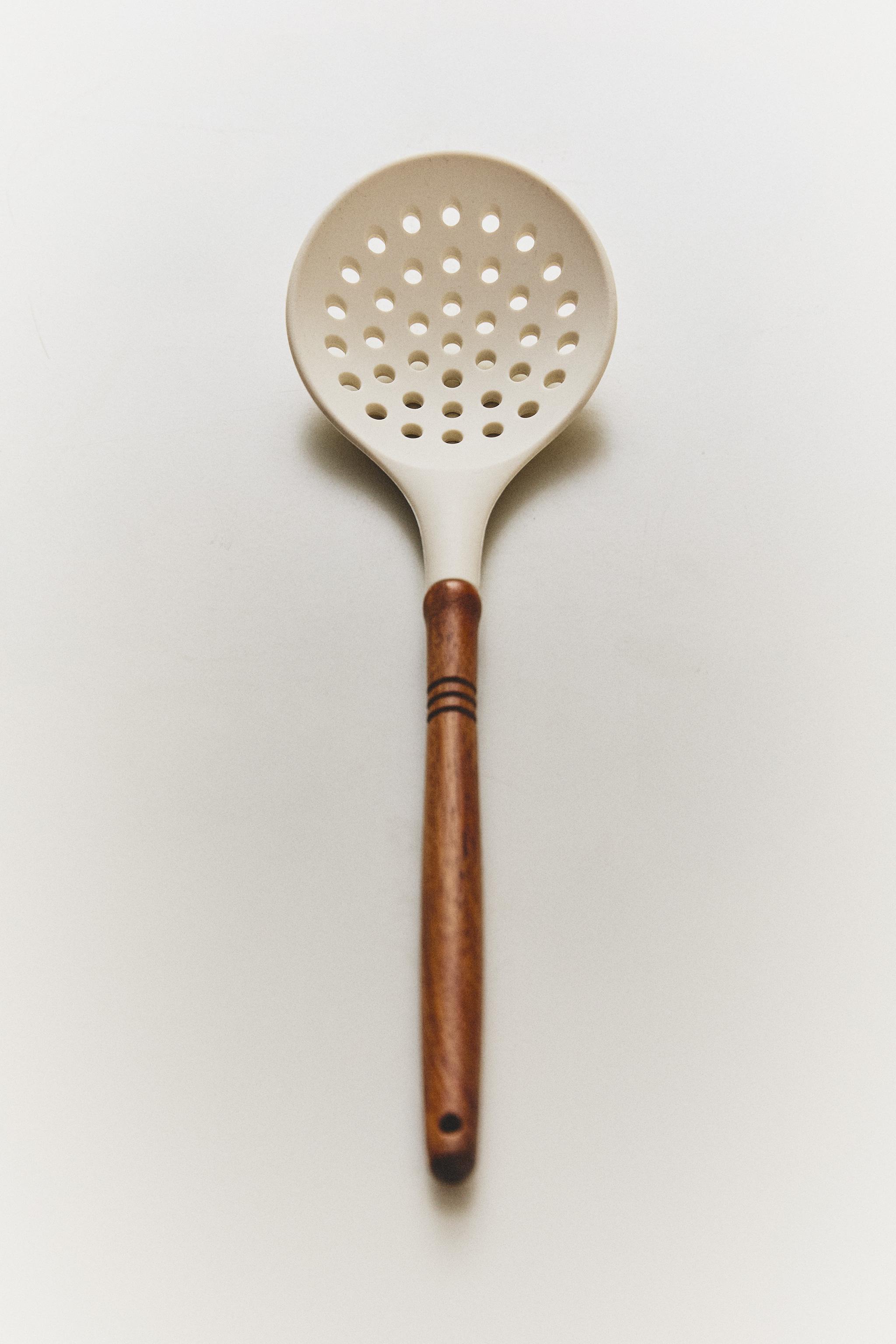 ÉCUMOIRE SILICONE BOIS